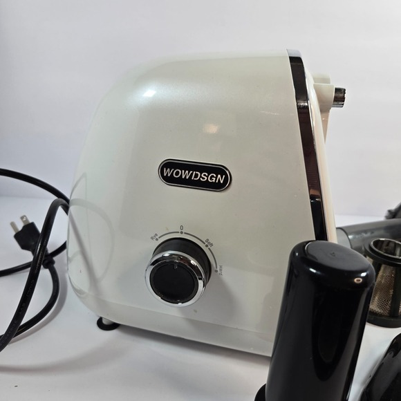 WOWDSGN Cold Press Slow Juicer Machine w/ Accessories White Black Tested - Picture 4 of 8